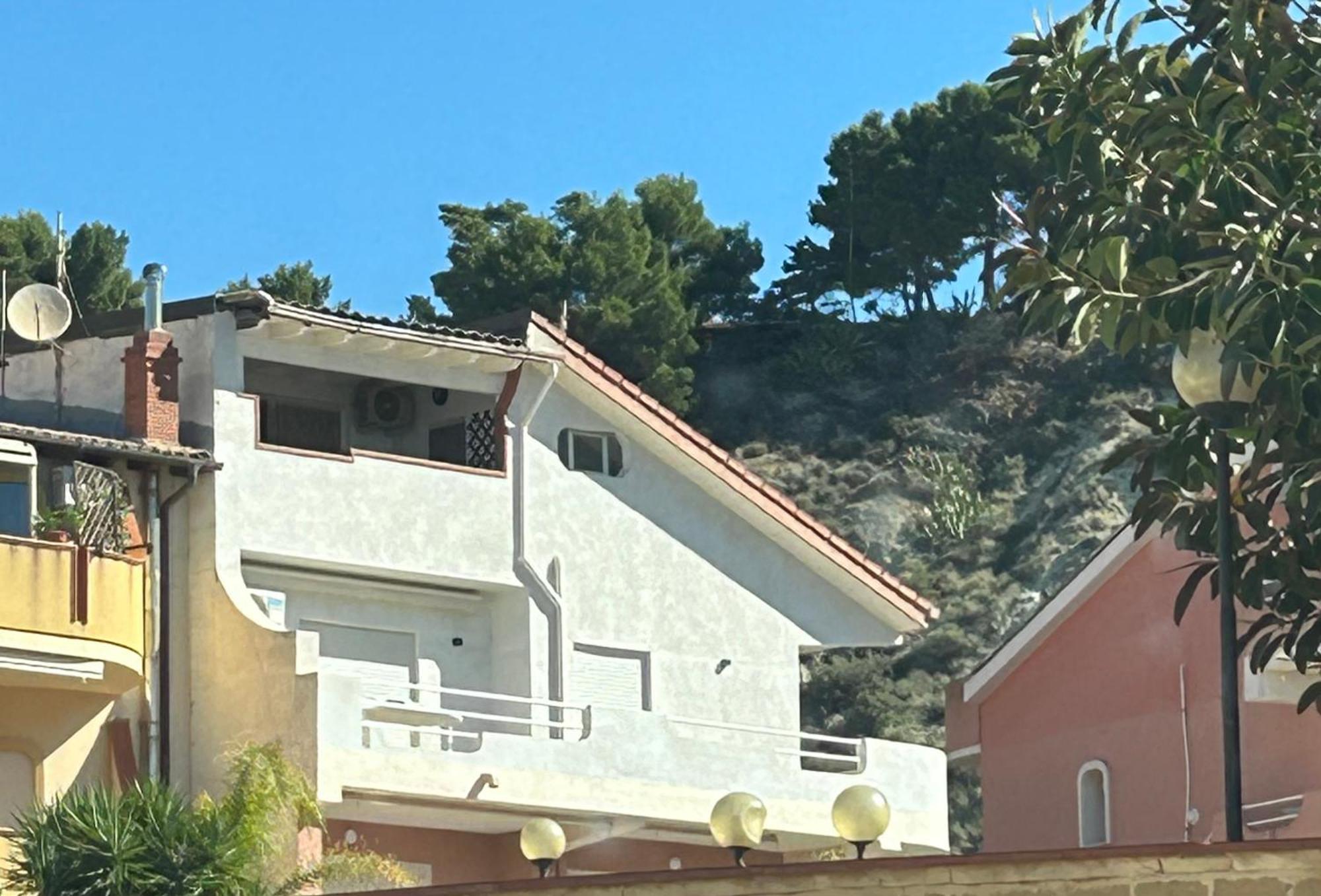 Villa Andromeda Apartments Realmonte Exterior photo